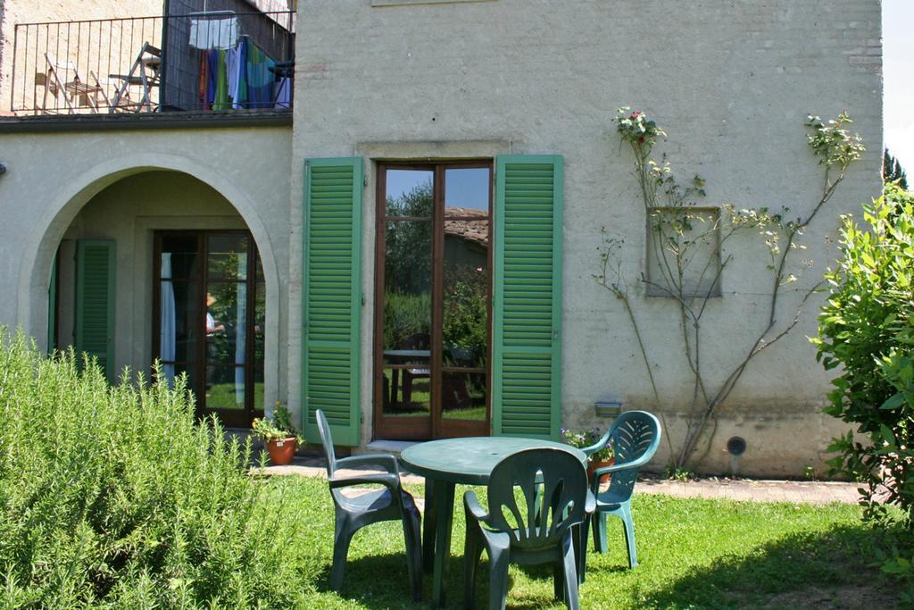 Podere Il Pino Poggibonsi Extérieur photo