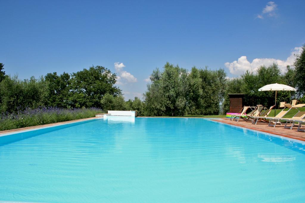 Podere Il Pino Poggibonsi Extérieur photo