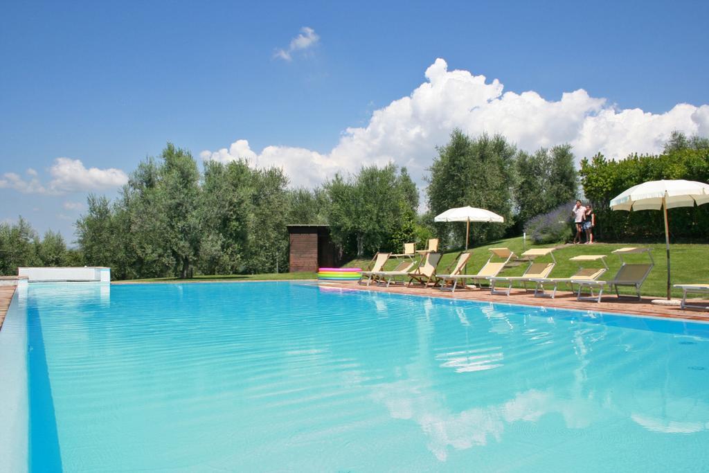 Podere Il Pino Poggibonsi Extérieur photo