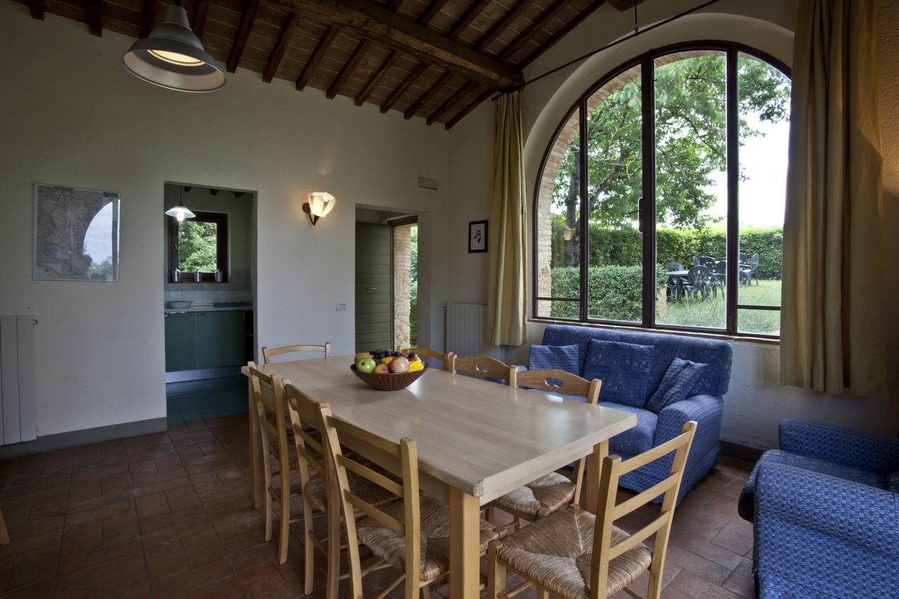 Podere Il Pino Poggibonsi Extérieur photo