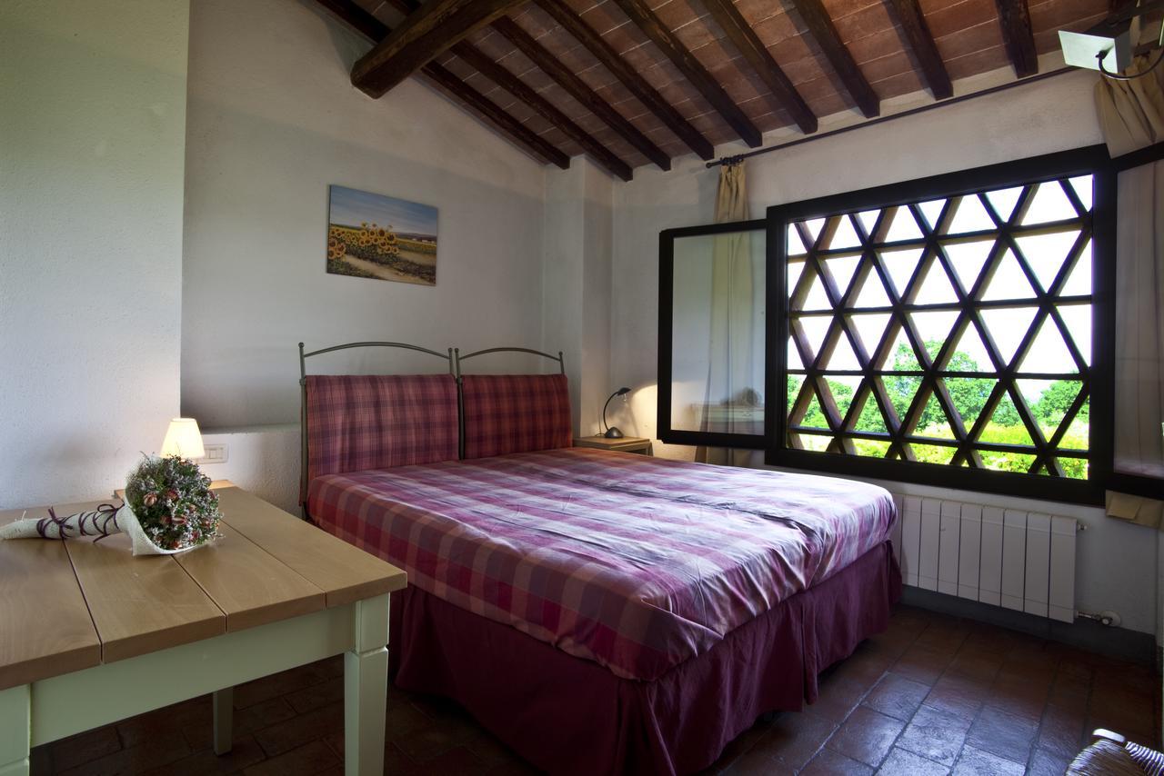 Podere Il Pino Poggibonsi Extérieur photo